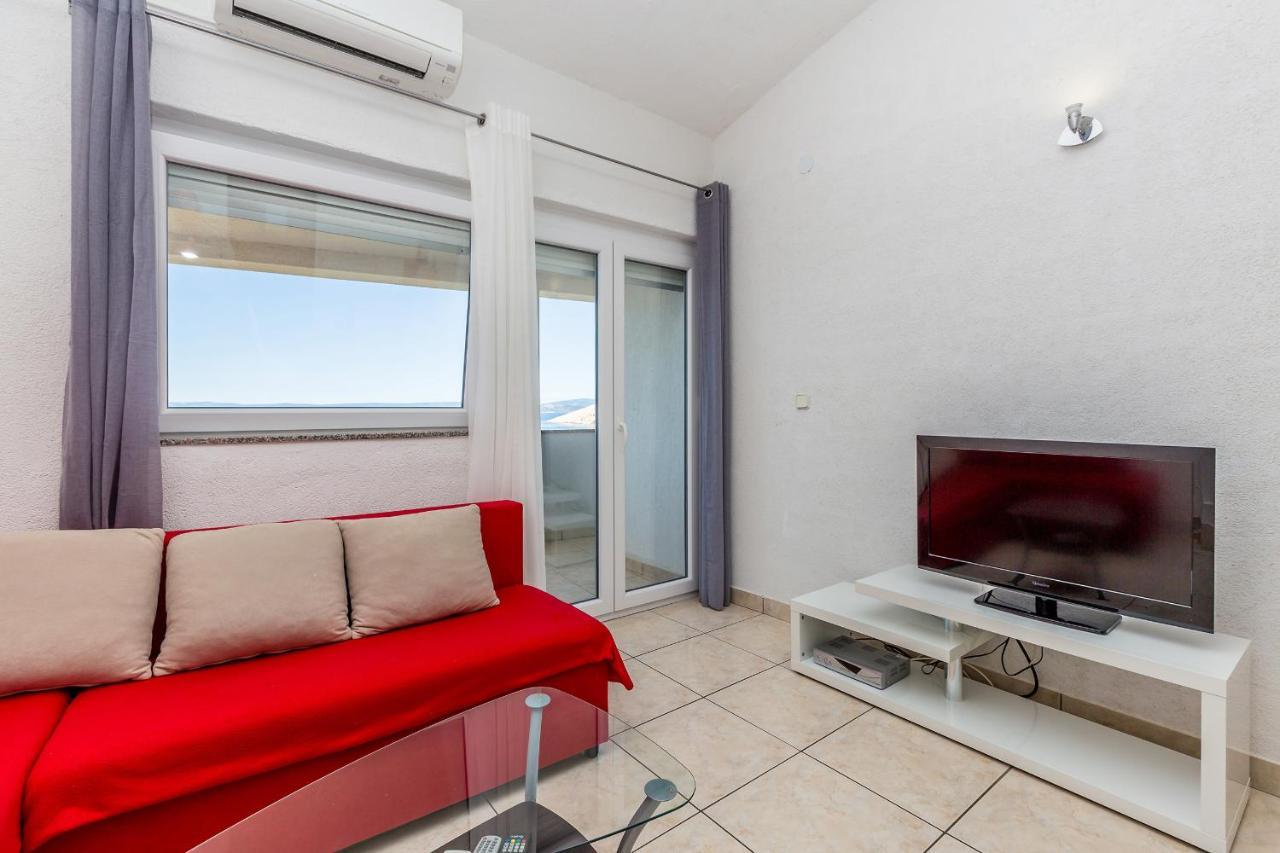 Private Accommodation Stara Baska Ngoại thất bức ảnh