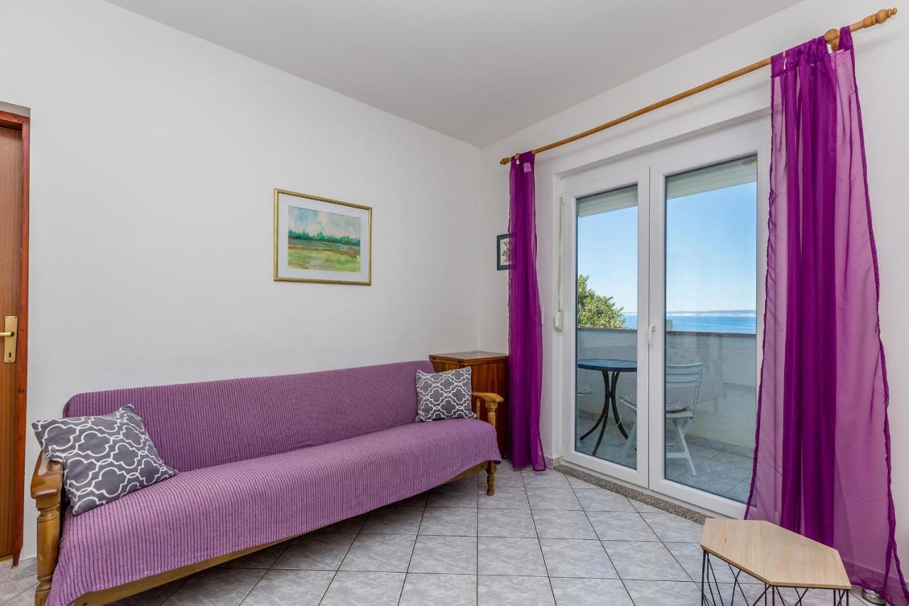 Private Accommodation Stara Baska Ngoại thất bức ảnh