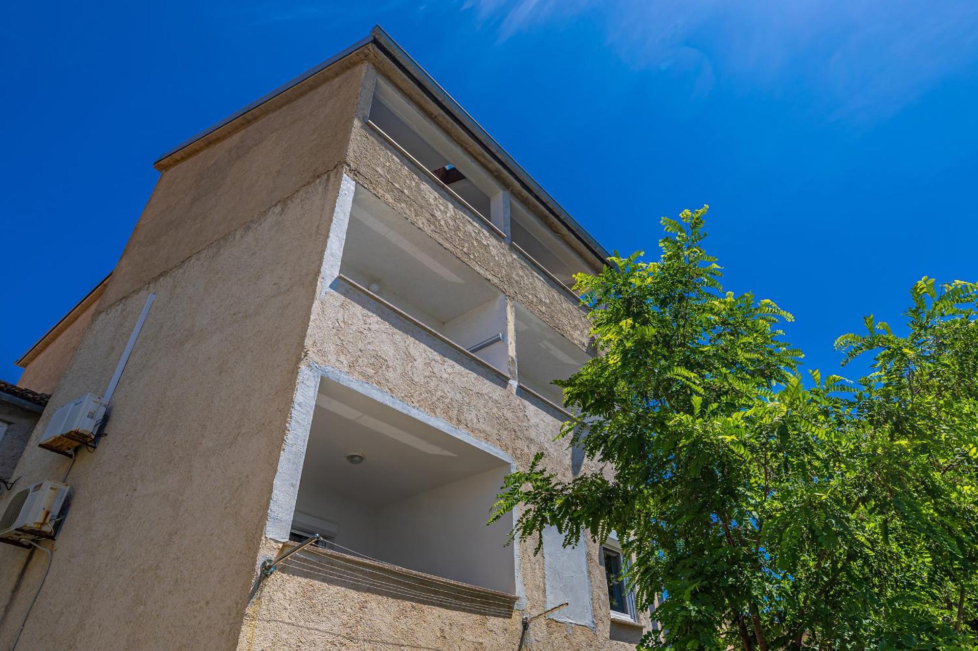 Private Accommodation Stara Baska Ngoại thất bức ảnh