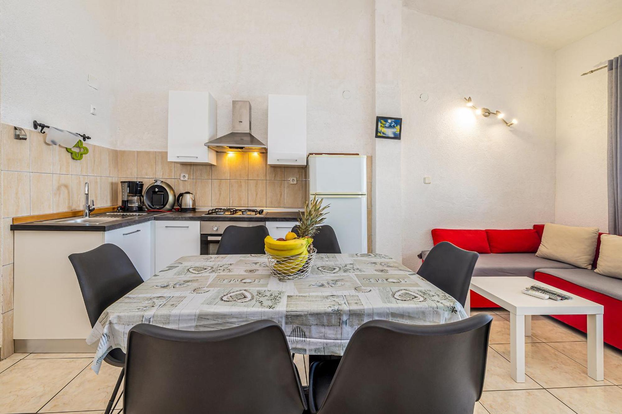 Private Accommodation Stara Baska Ngoại thất bức ảnh