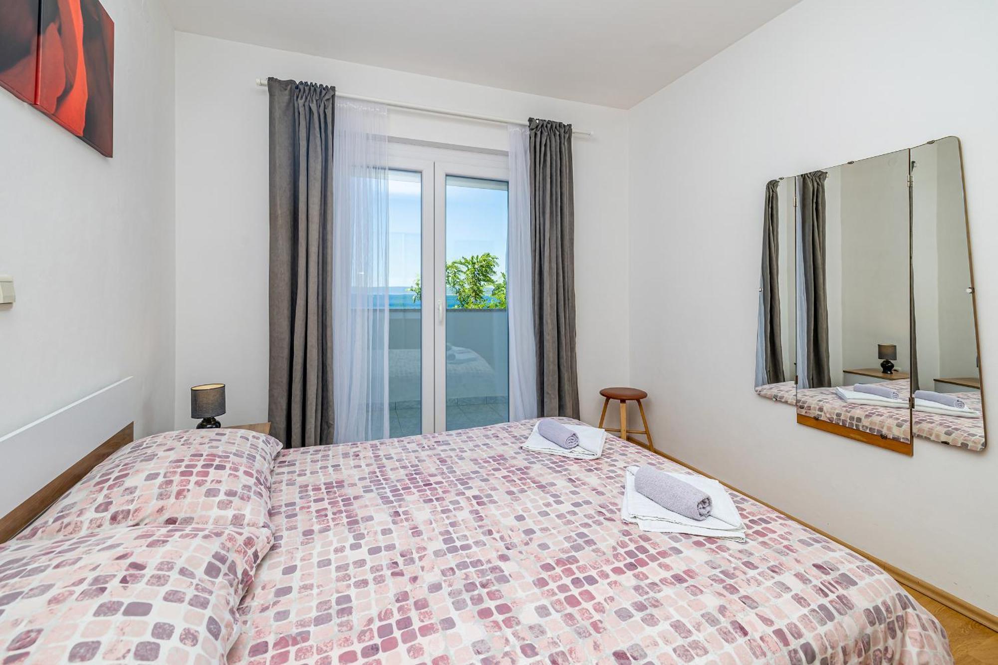 Private Accommodation Stara Baska Ngoại thất bức ảnh